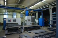 CNC laserový řezací stroj